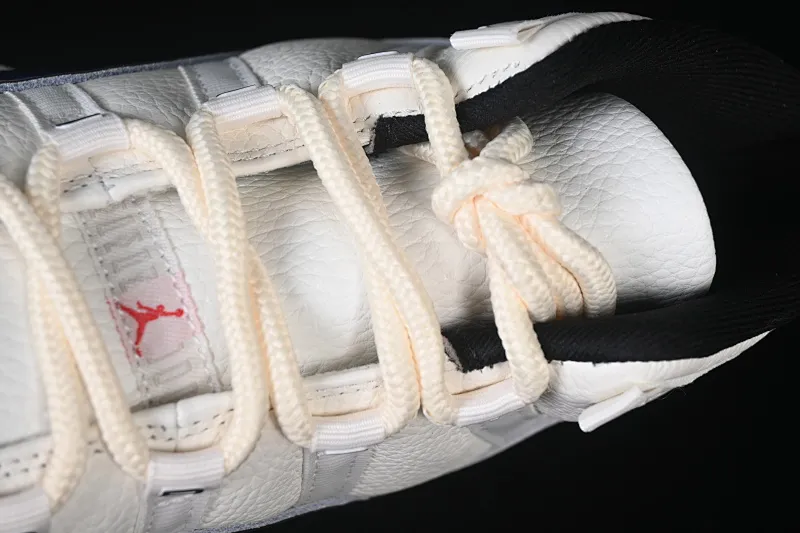 All Categories Air Jordan Jordan Series Basketball Shoes Air Jordan 11 F Version Air Jordan 11 Retro "Rare Air" AJ11 Joe 11 Royal Blue Real Standard Real Carbon High Top Basketball Shoes IH0296-400